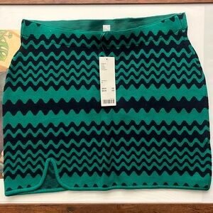 Urban Outfitters Botanical Green and Black Skirt Size S